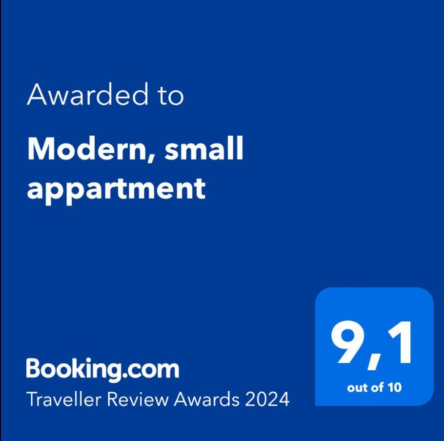 Modern, Small Appartment ラルヴィク エクステリア 写真